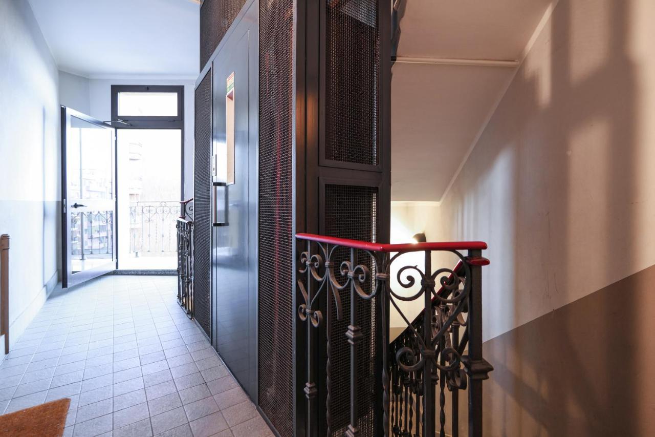 Contempora Apartments - Marcantonio Dal Re 40 Milano Exteriör bild